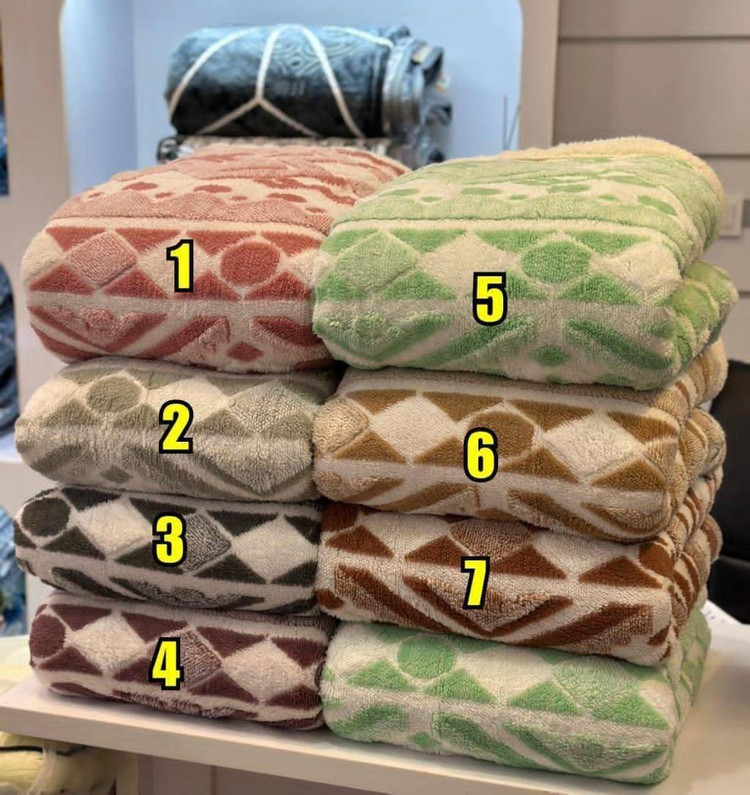 پتو تدی دونفره طرح هندسی وارداتی از جنس ابریشم بسیار نرم