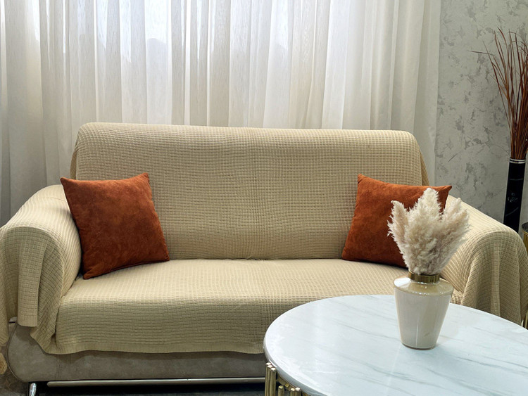 شال مبل پیکه طرحدار با منگوله دکوراتیو در 2 سایز 1/5 متری و 3 متری - جنس نخ اکرولیک ترک درجهیک